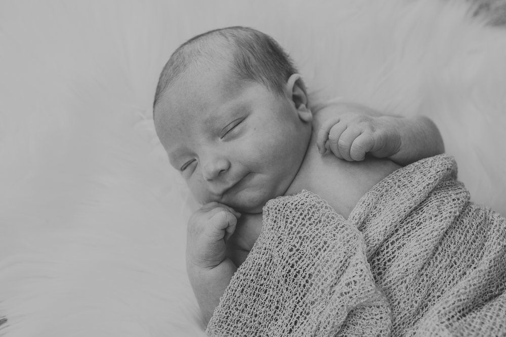 easton-pa-newborn-photographers