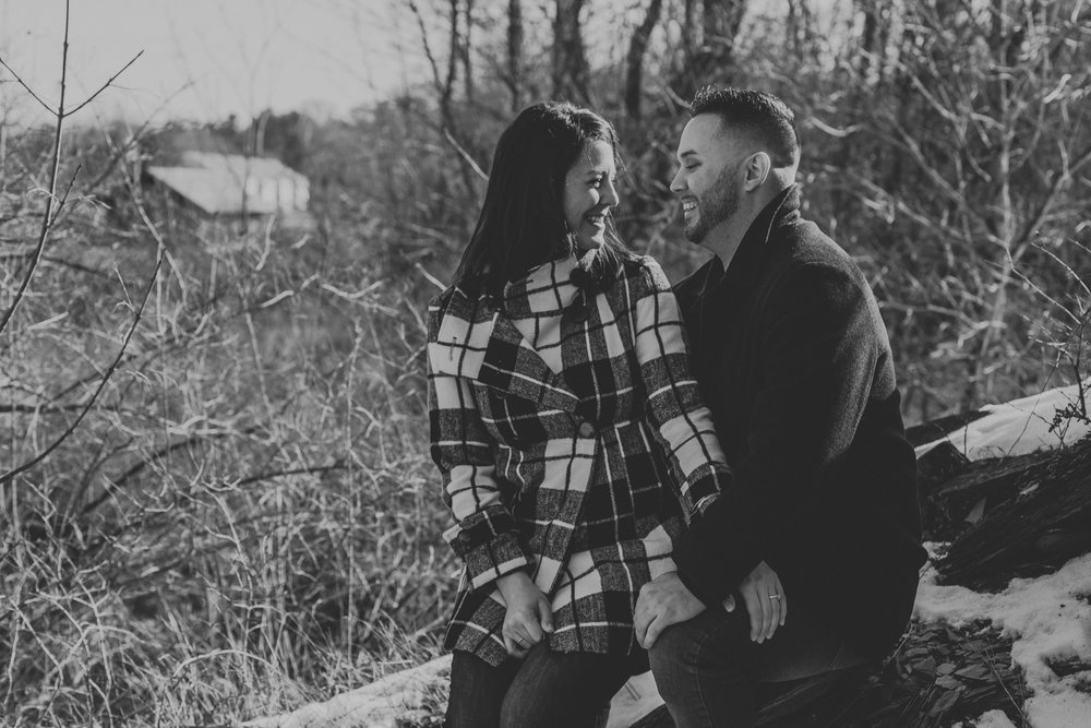 black-and-white-couples-portrait-photography-eastern-pa