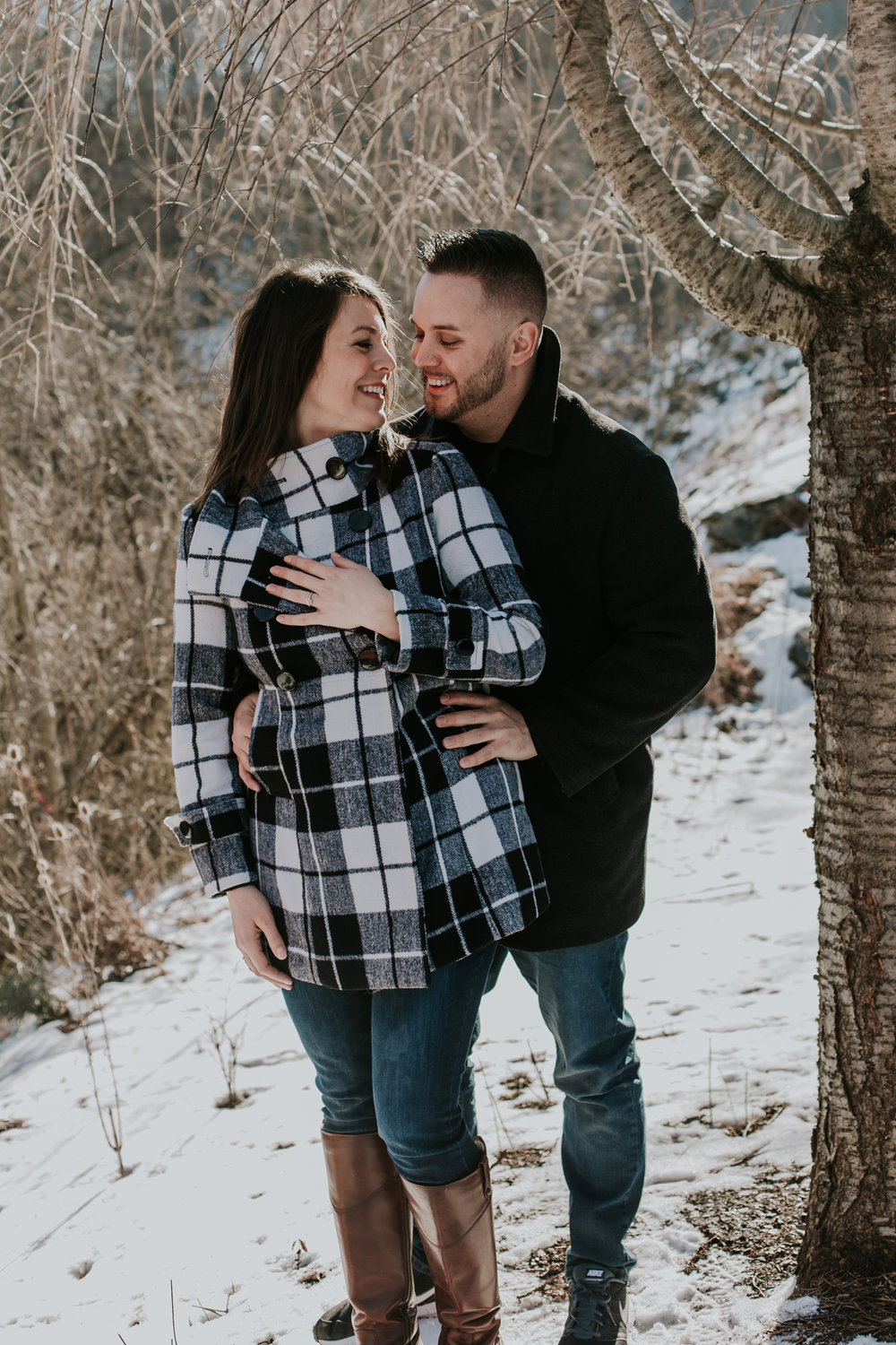 lehigh-valley-couples-engagement-portrait-winter-photography