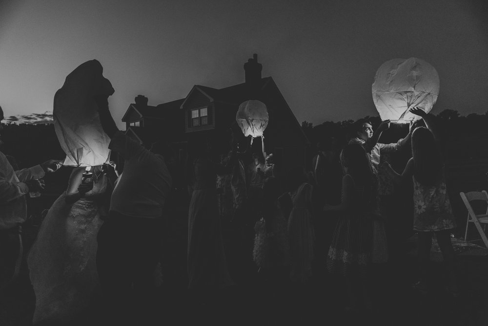 lehigh-valley-lantern-send-off-wedding-photography