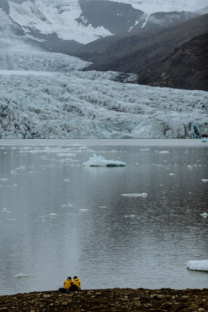 glacier-engagement-session-iceland-travel-photographers