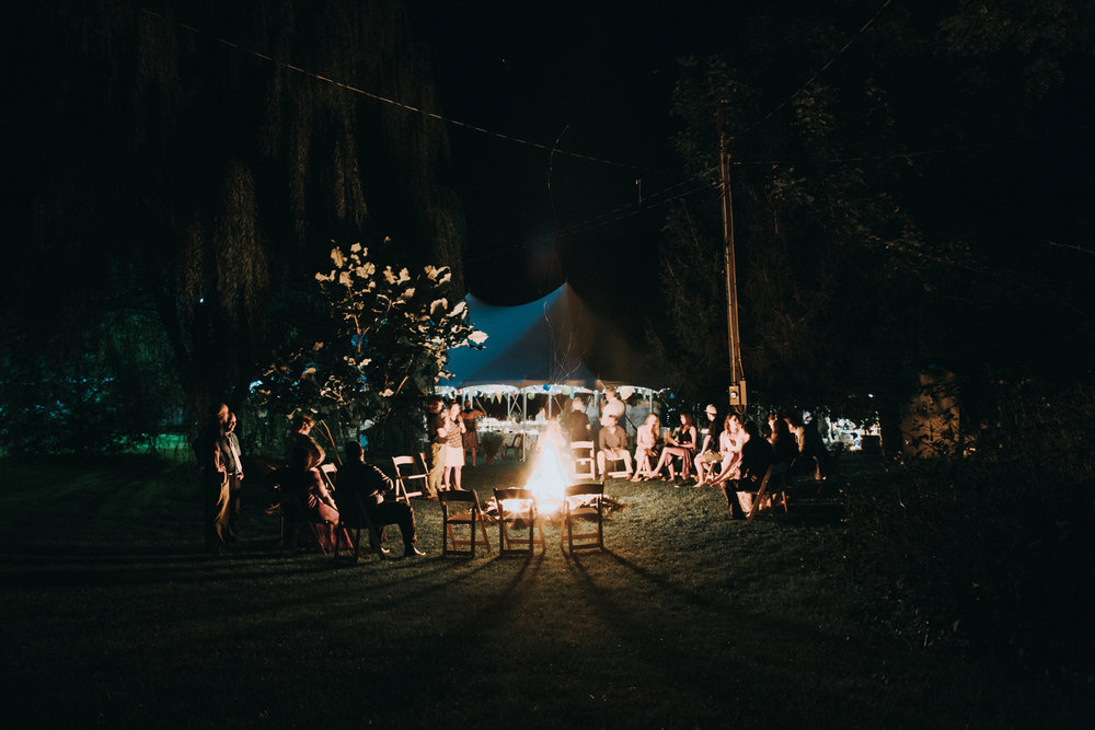 lehigh-valley-wedding-photography-pine-grove-farm-fire