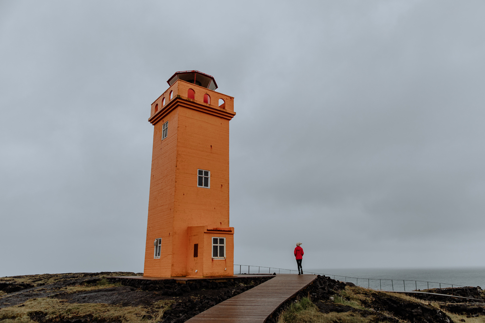 svortuloft-lighthouse-traveling-iceland