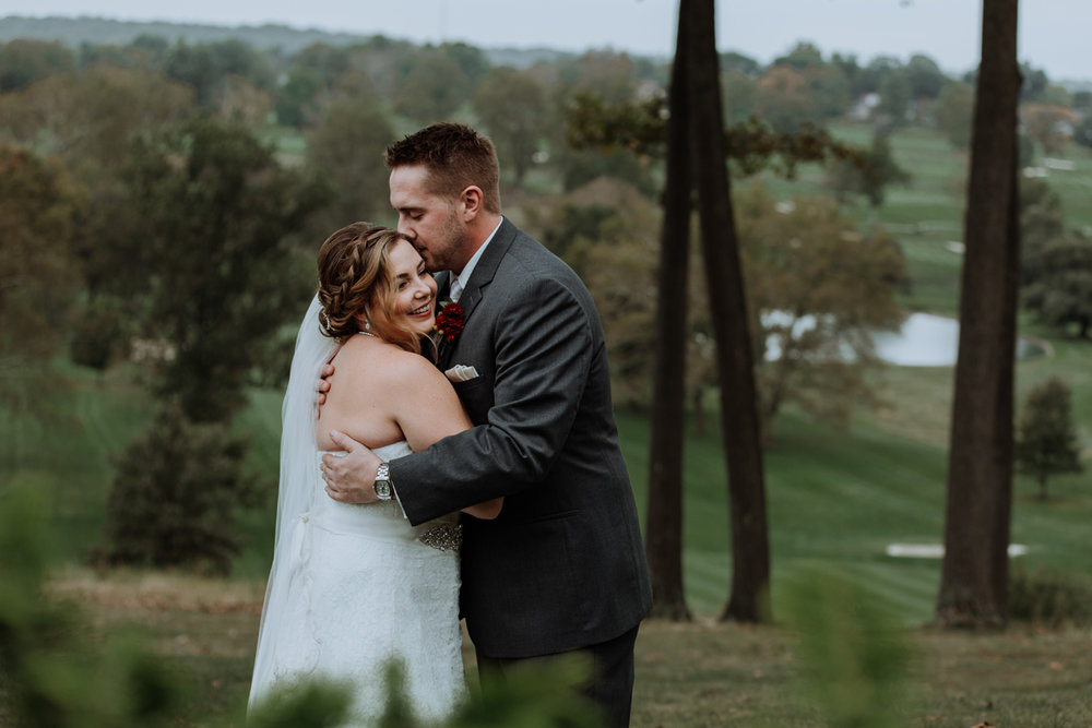 lehigh-valley-wedding-photography-manufacturers-golf-club-bride-and-groom-portrait-5