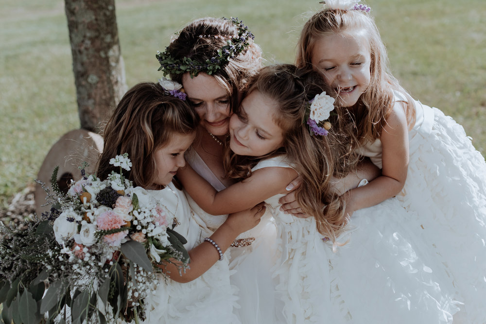 bride-and-cute-flower-girls-summer-bohemian-wedding