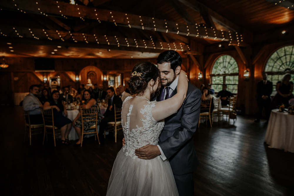 kings-mills-wedding-reception-photography-first-dances