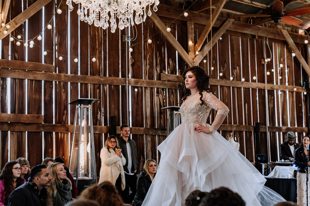 gilbertsville-farmhouse-sage-luxe-bridal-show-2018-fashion-shows