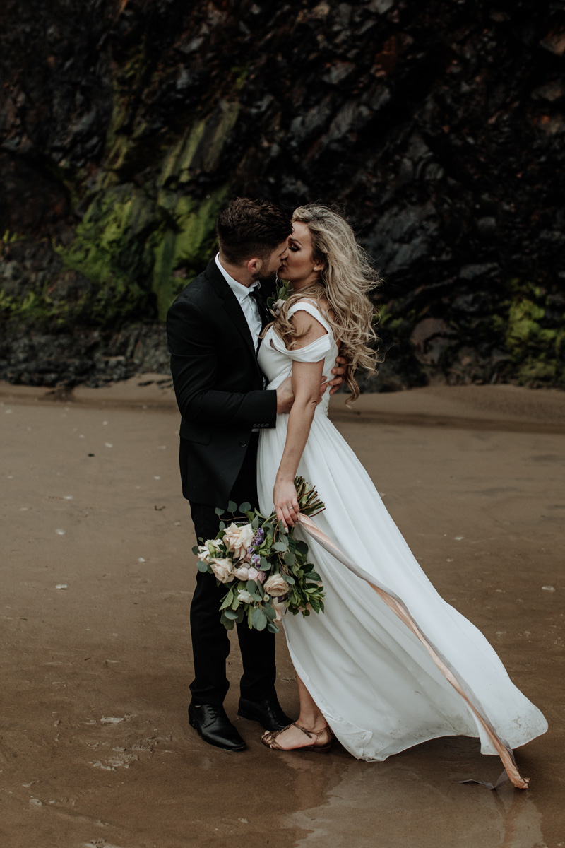 portland-oregon-wedding-photographers