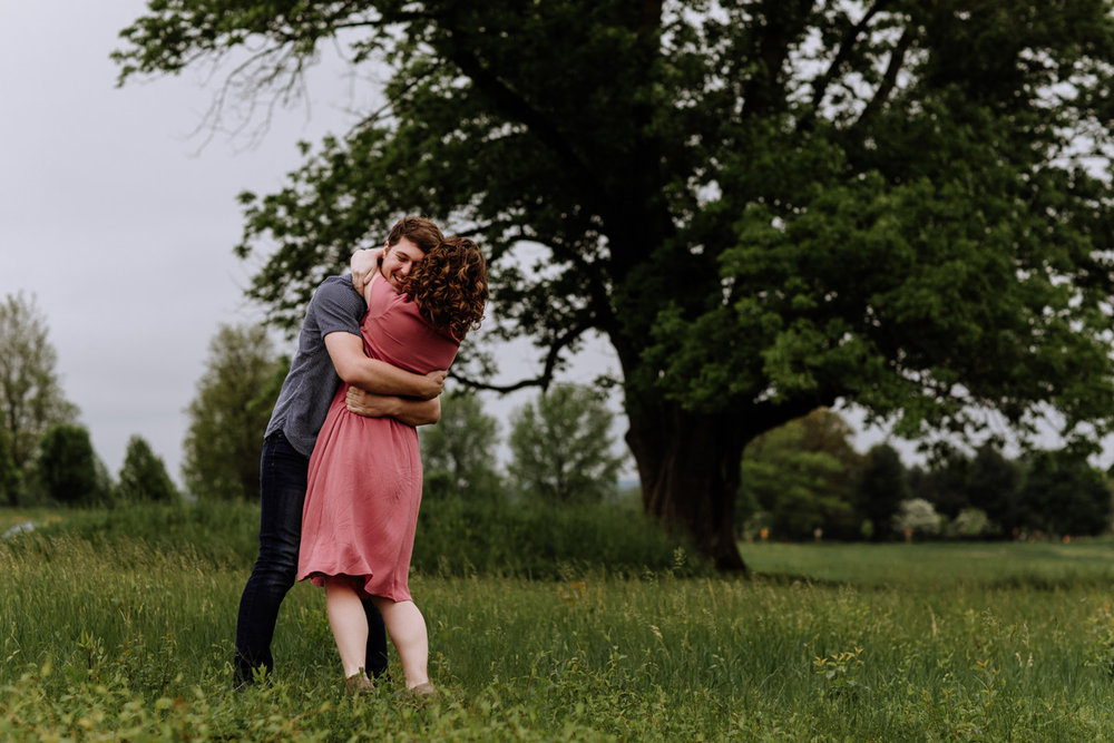 valley-forge-pa-engagement-session-photography-4