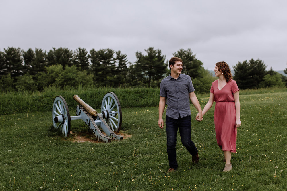 valley-forge-pa-engagement-session-photography