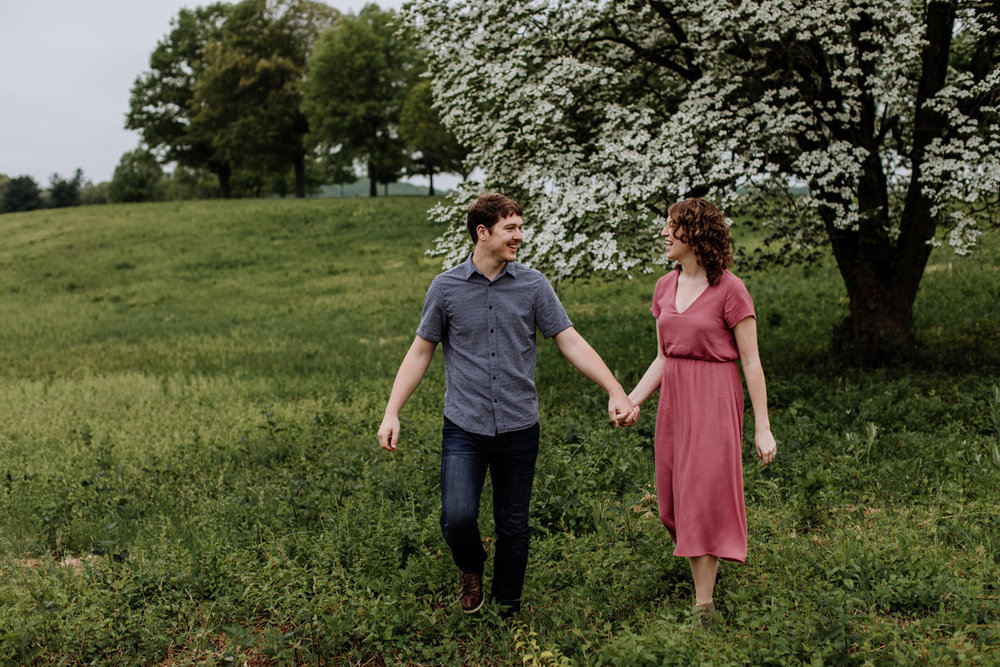 valley-forge-pa-lehigh-valley-engagement-photography-11