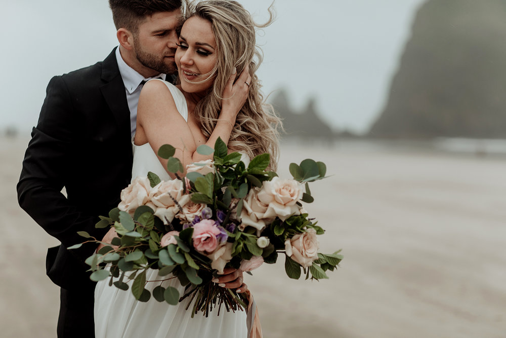 cannon-beach-oregon-bridal-couple-photography-shoot