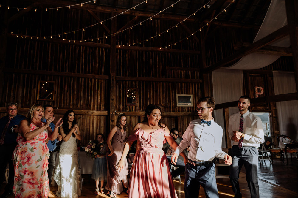 lehigh-valley-photographers-northampton-pa-wedding-dancing