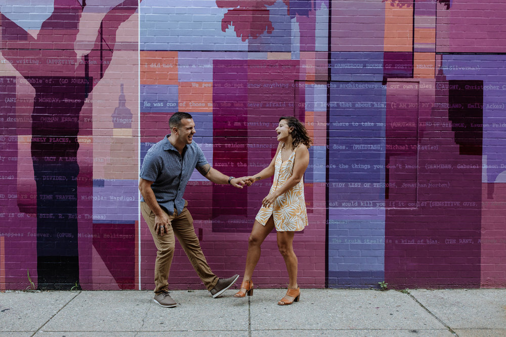 lehigh-valley-photography-philly-murals-engagement