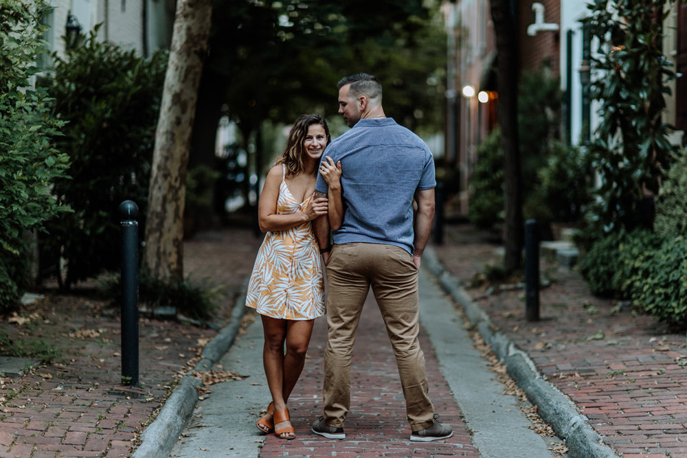 philly-city-engagement-photography-7