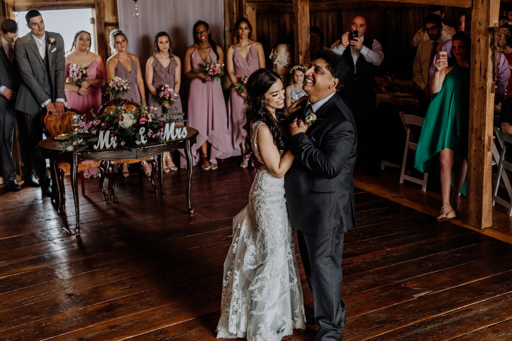 wedding-photo-first-dance-with-dad