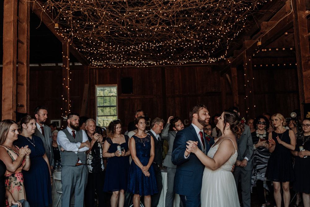 lehigh-valley-wedding-photographers-the-grove-at-kempton-reception