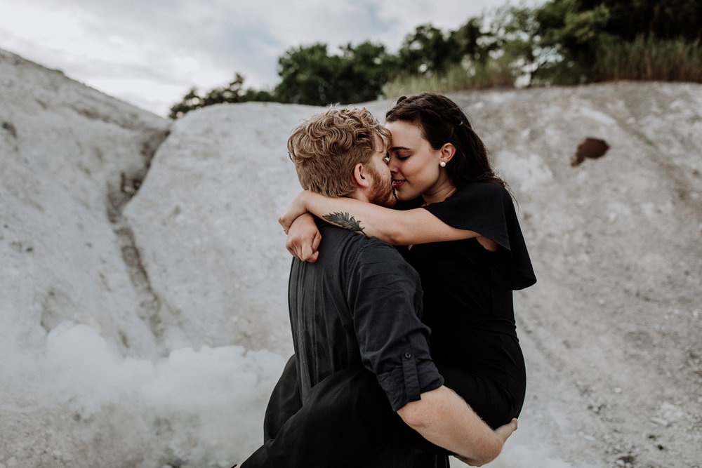 white-cliffs-of-conoy-lancaster-engagement-photography-smoke-3