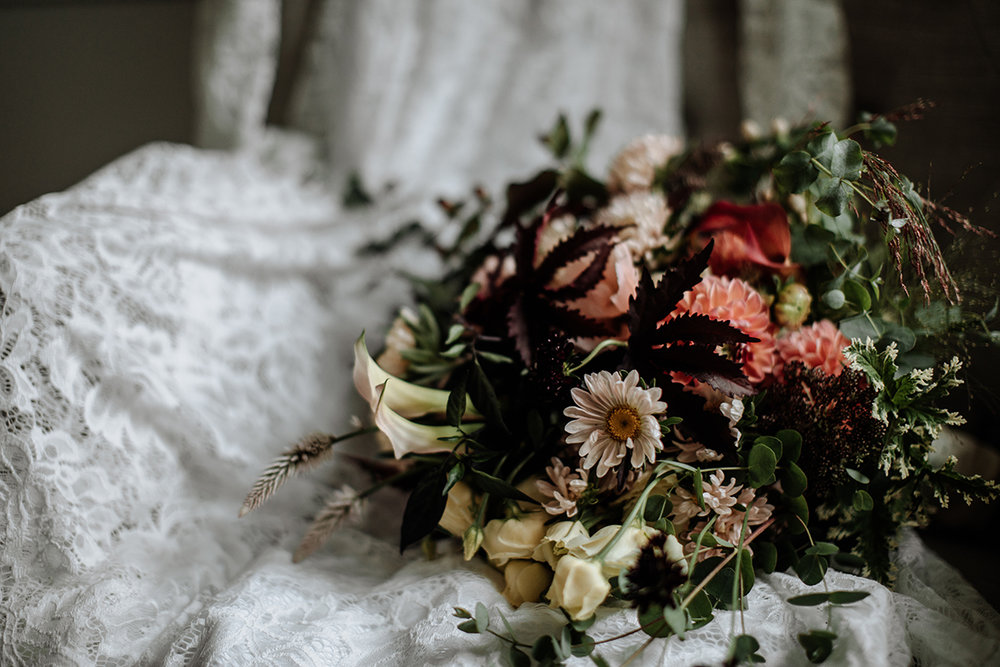 philadelphia-wedding-photographer-bouquet