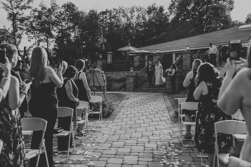 the-forest-lodge-wedding-ceremony-photographer