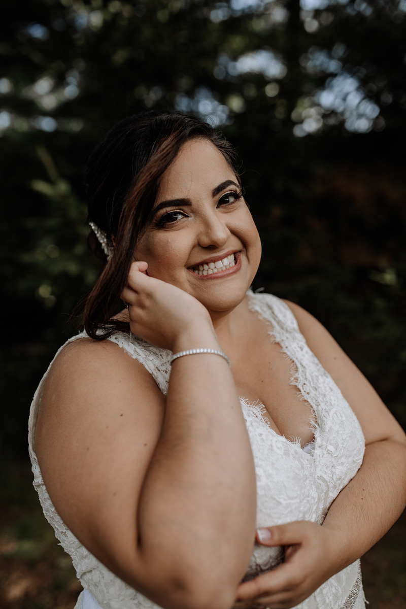 the-forest-lodge-wedding-photography-bridal-portrait-2