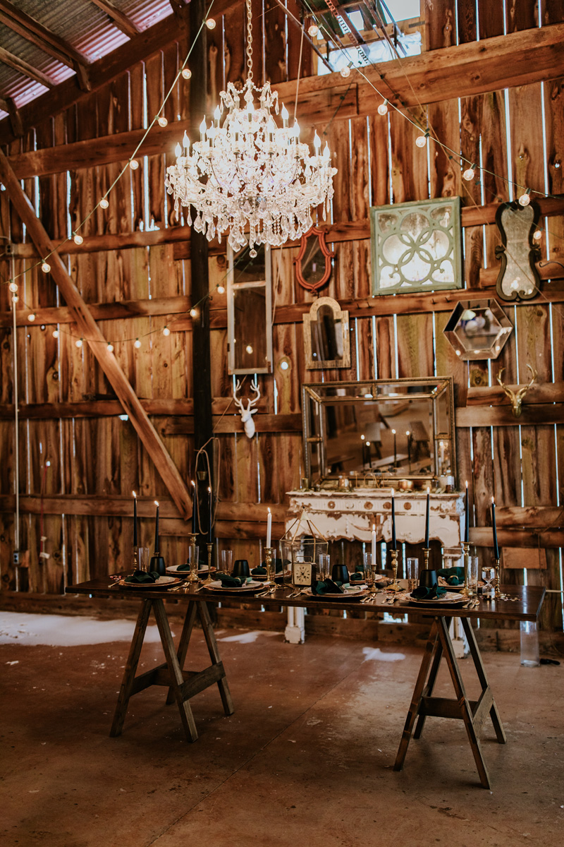 brown-built-rentals-at-gilbertsville-farmhouse-wedding-photography