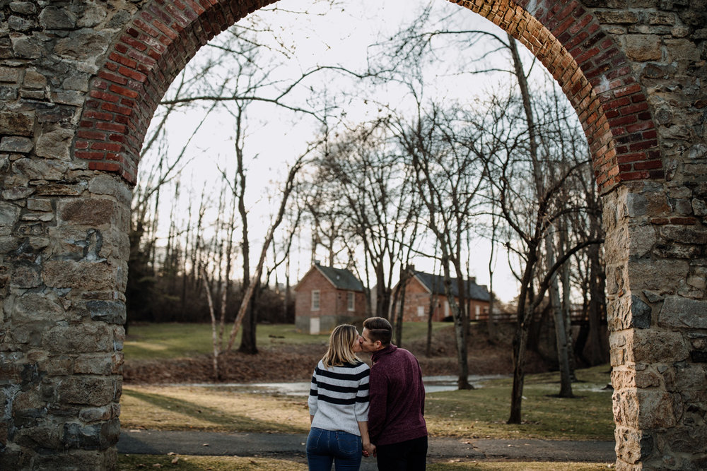 fun-lehigh-valley-couples-session