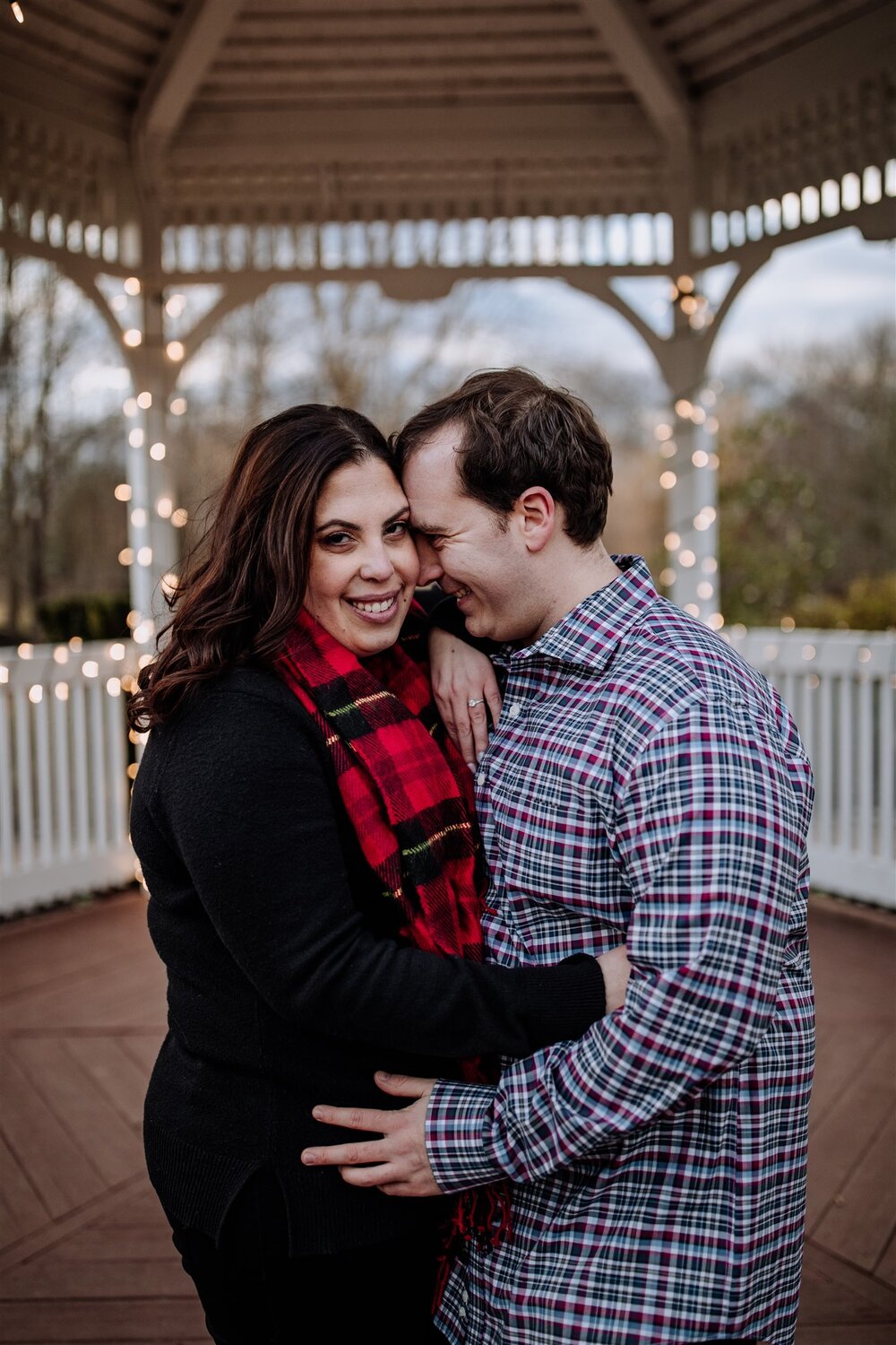 sayen-house-and-gardens-new-jersey-engagement-photographers-christmas
