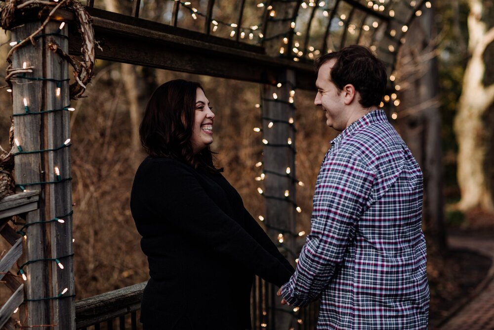 sayen-house-and-gardens-new-jersey-engagement-photography-christmas