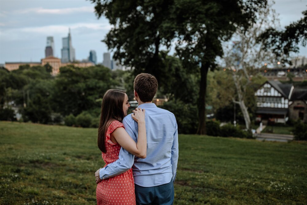 boathouse-row-philly-engagement-shoot