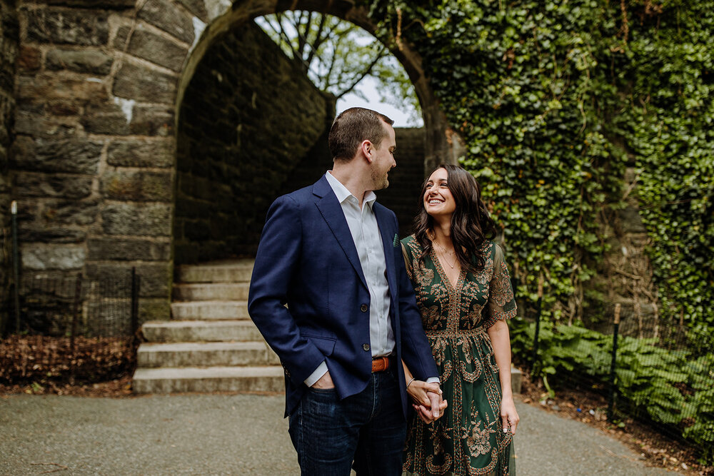 fort-tryon-park-engagement-photography-6