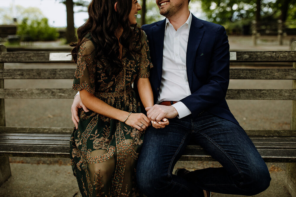 fort-tryon-park-engagement-photography-8