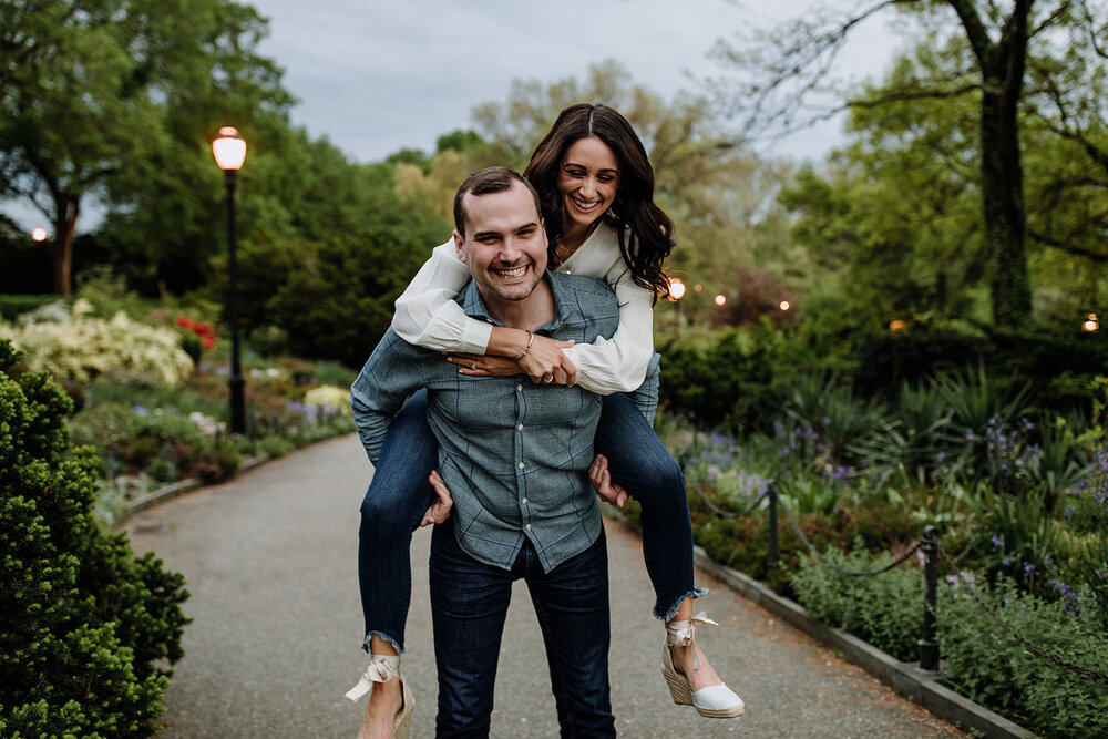 fort-tryon-park-engagement-shoot-7