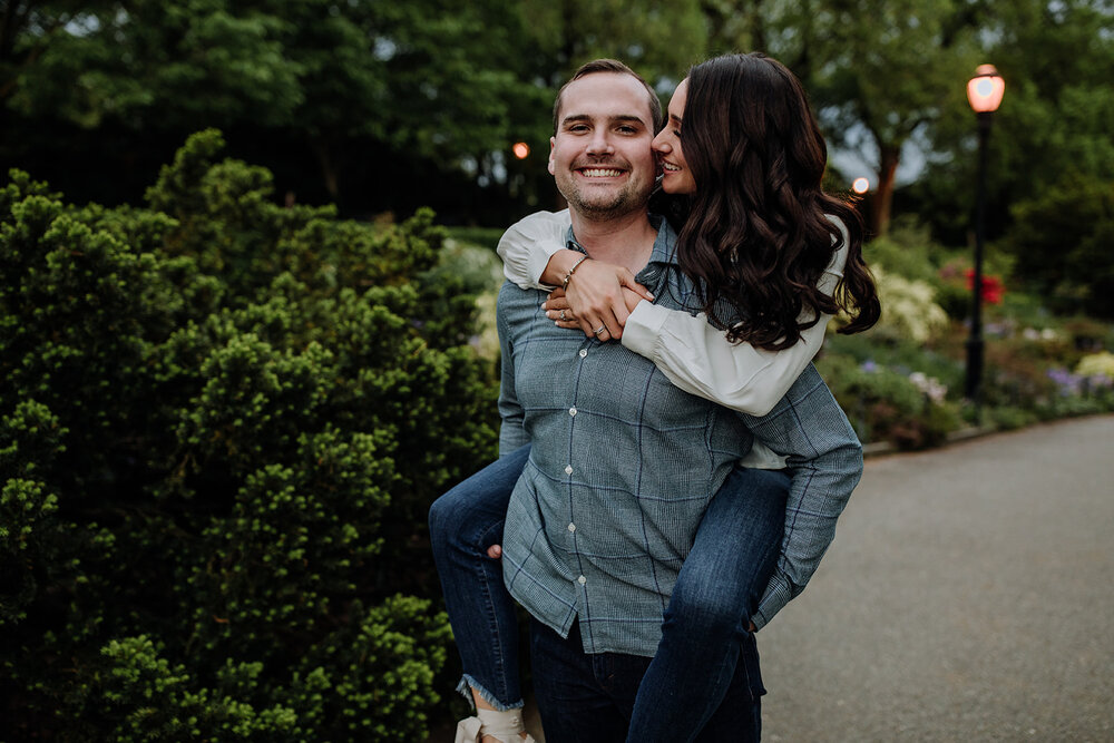 fort-tryon-park-engagement-shoot-8