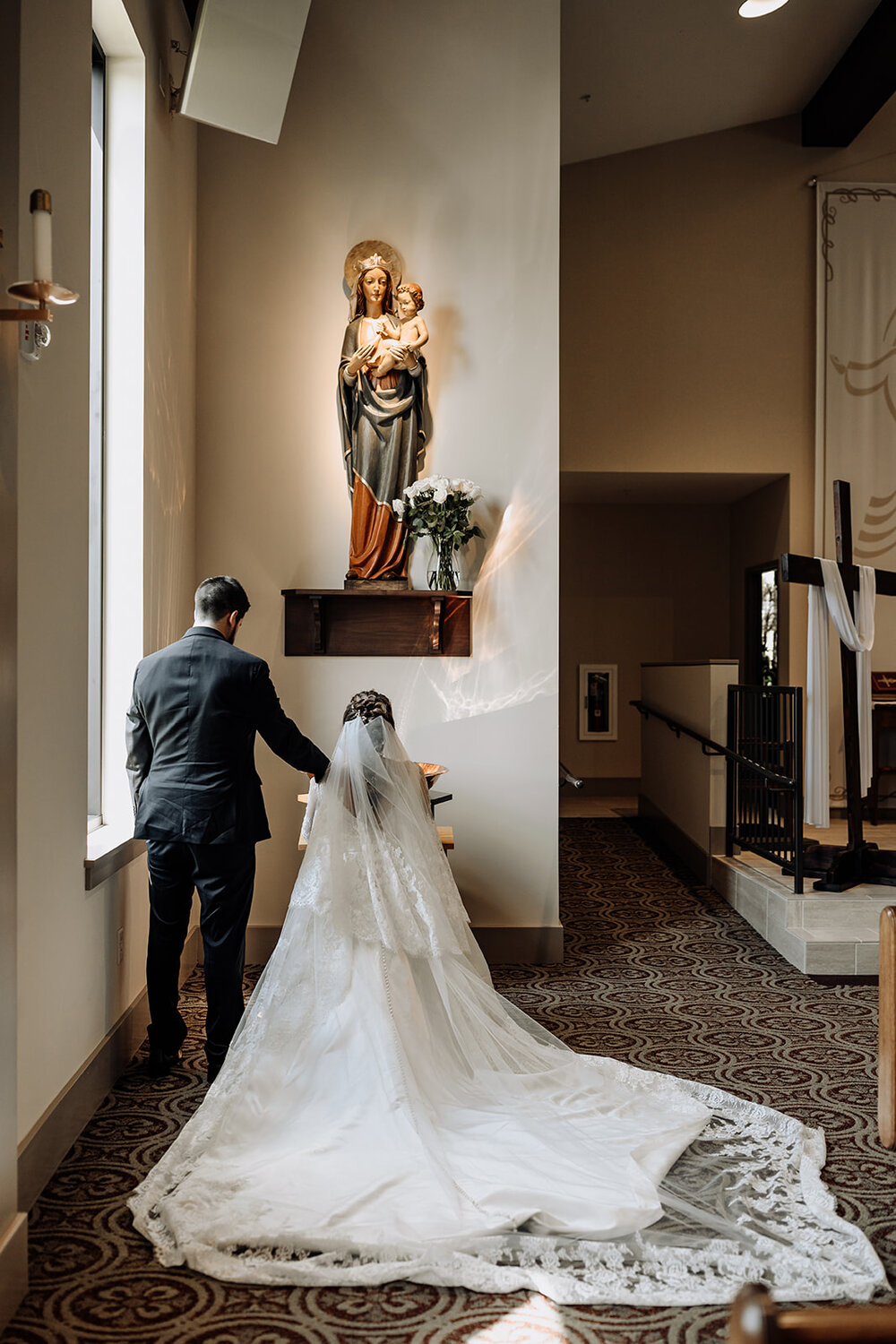 holy-infant-catholic-church-shrinestown-pa-wedding-photos-3