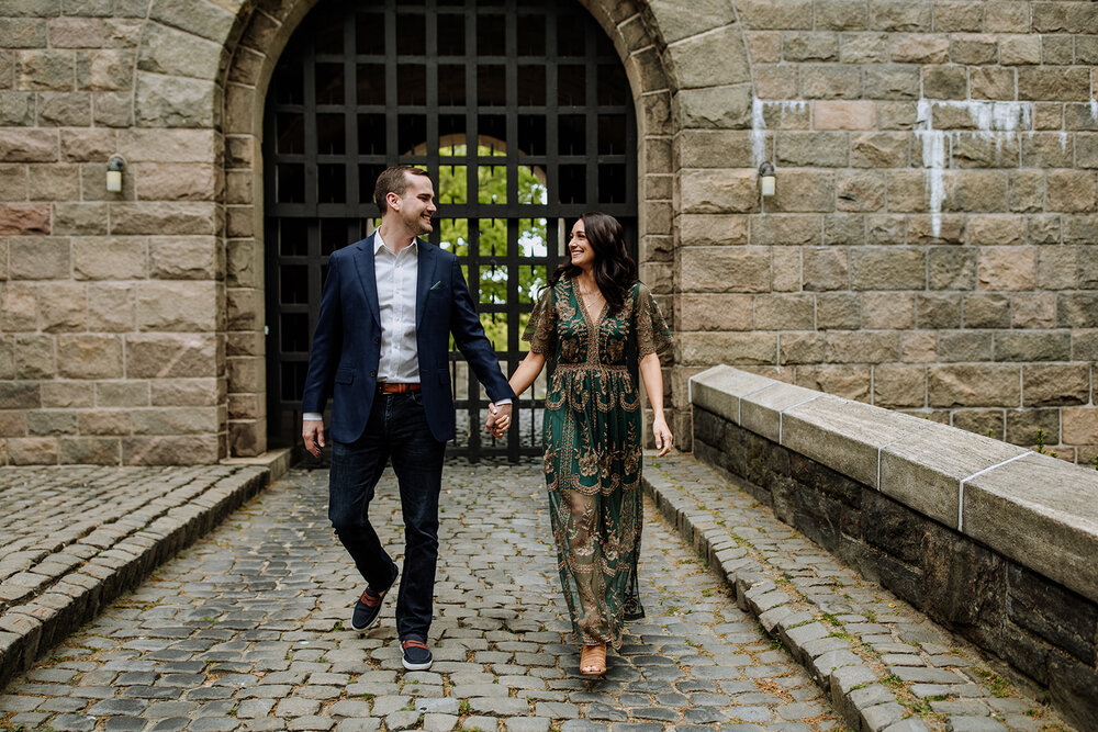 the-cloisters-engagement-photography-2