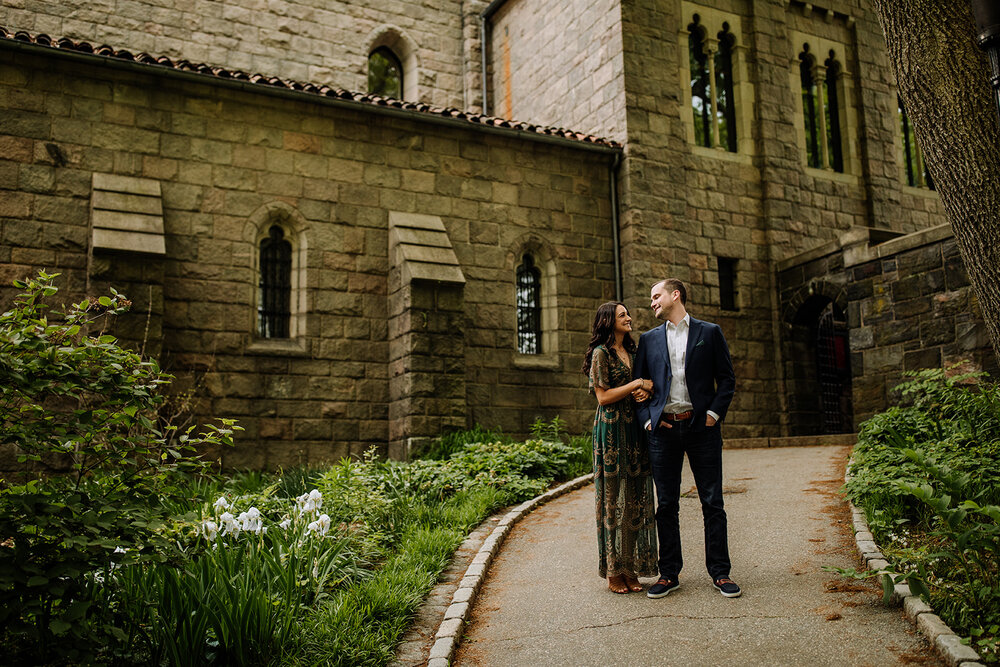 the-cloisters-engagement-photography-5