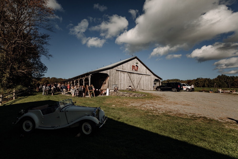 fiddle-lake-farm-wedding-venue-pennsylvania-6