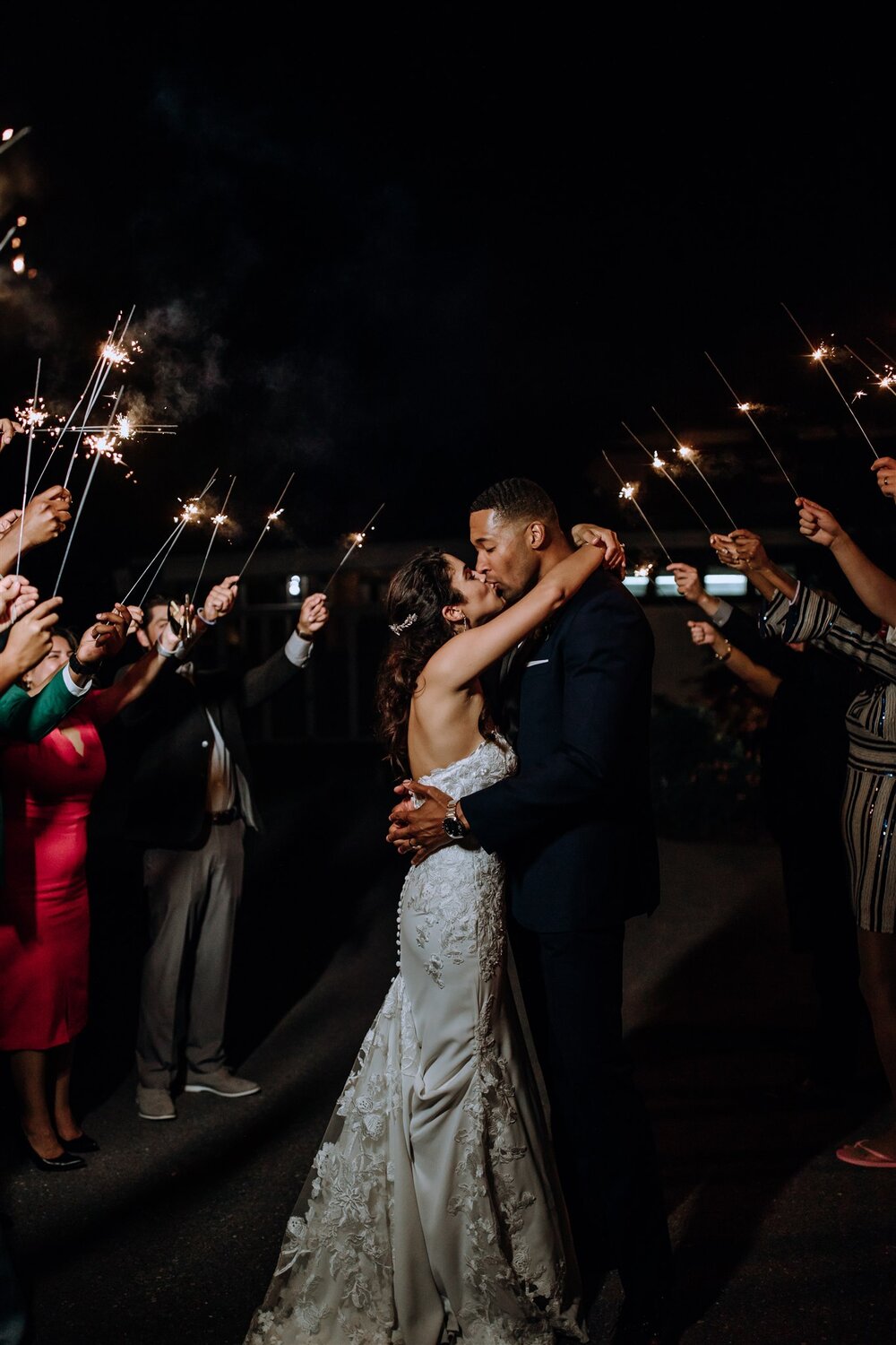 riverview-country-club-reception-sparklers-2
