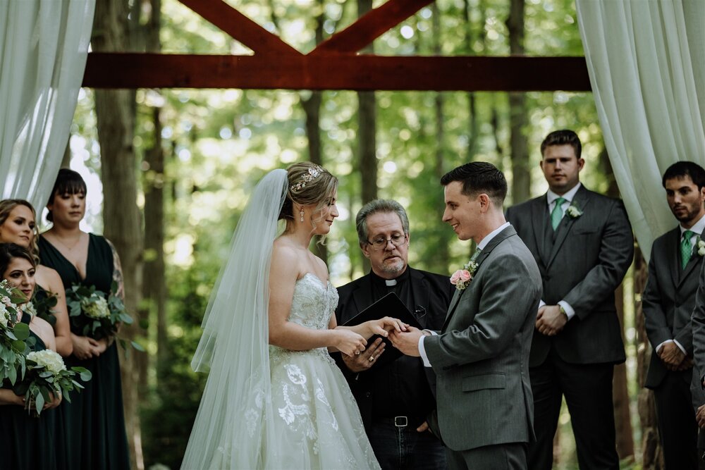 stroudsmoor-woodsgate-wedding-ceremony-photos-2
