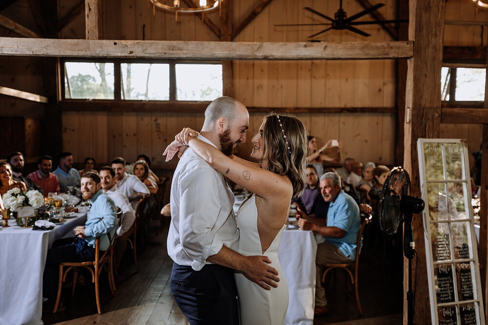 the-farm-bakery-pennsylvania-wedding-photography-reception