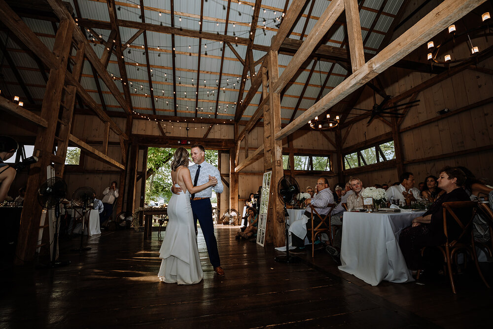 the-farm-bakery-pennsylvania-wedding-photography-reception-2