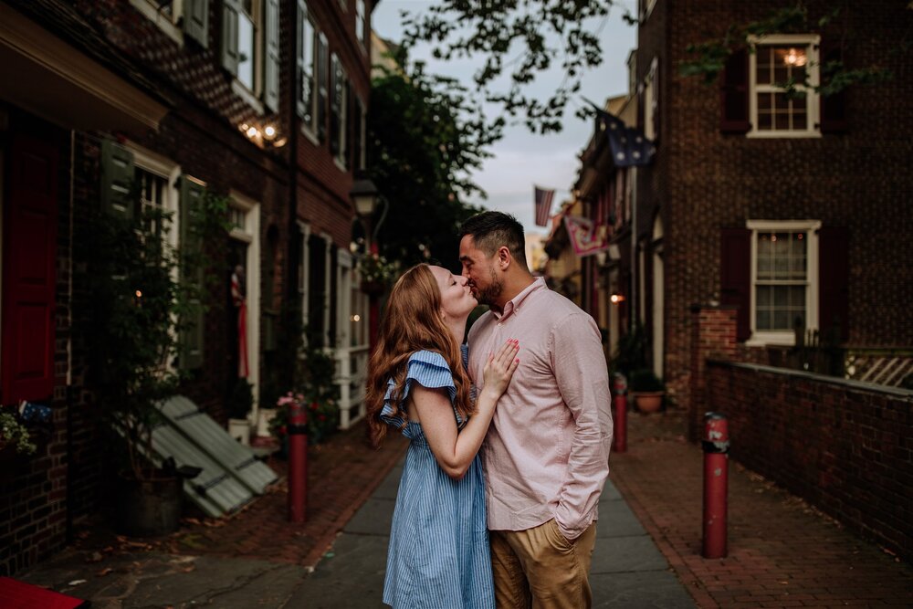 old-city-philly-engagement-photography