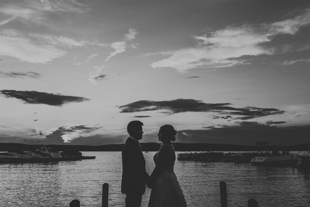 the-waterfront-at-silver-birches-hawley-wedding-photos-11