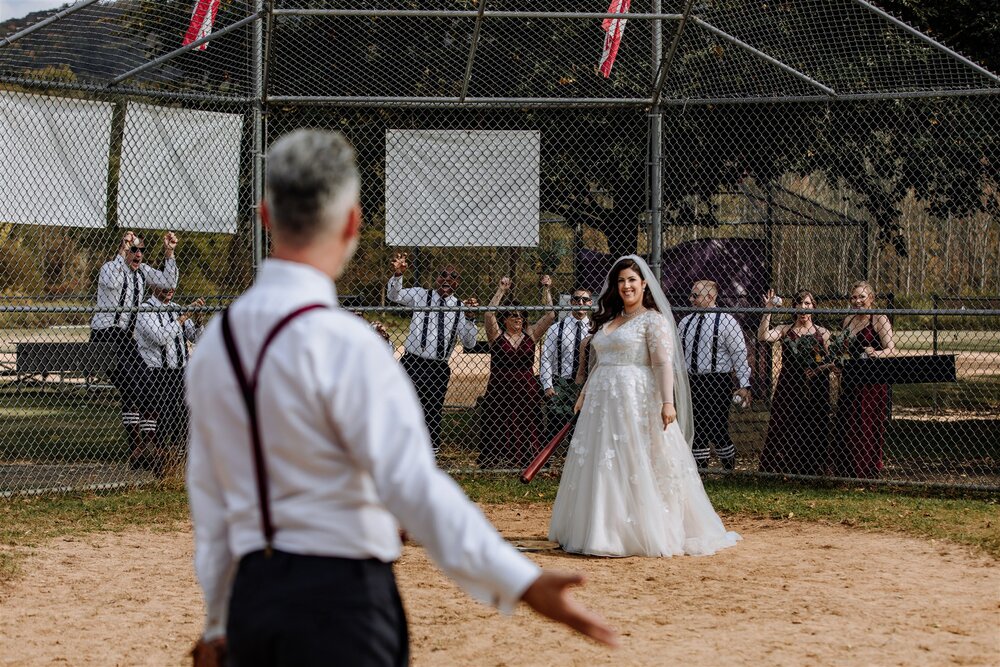 baseball-themed-wedding-bridal-party-photos-5