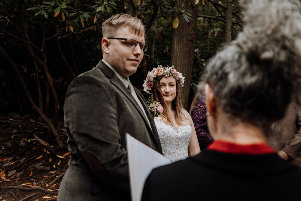 hickory-run-state-park-elopement-wedding-ceremony-3