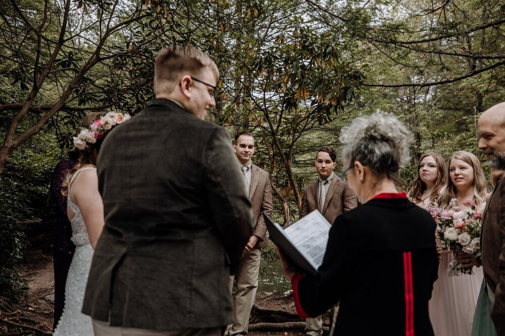 hickory-run-state-park-elopement-wedding-ceremony-9