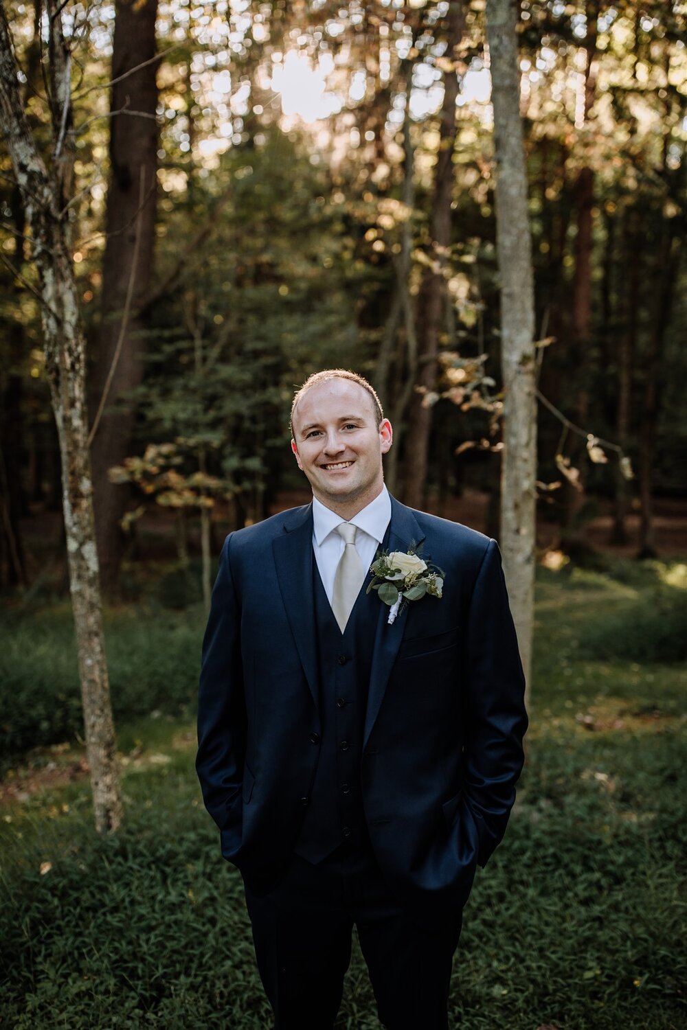whitewoods-wedding-photographer-groom