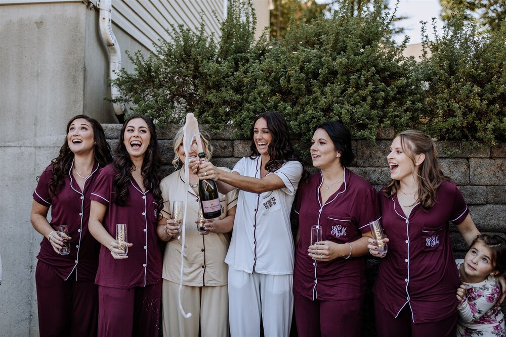 new-york-wedding-photography-bridesmaids