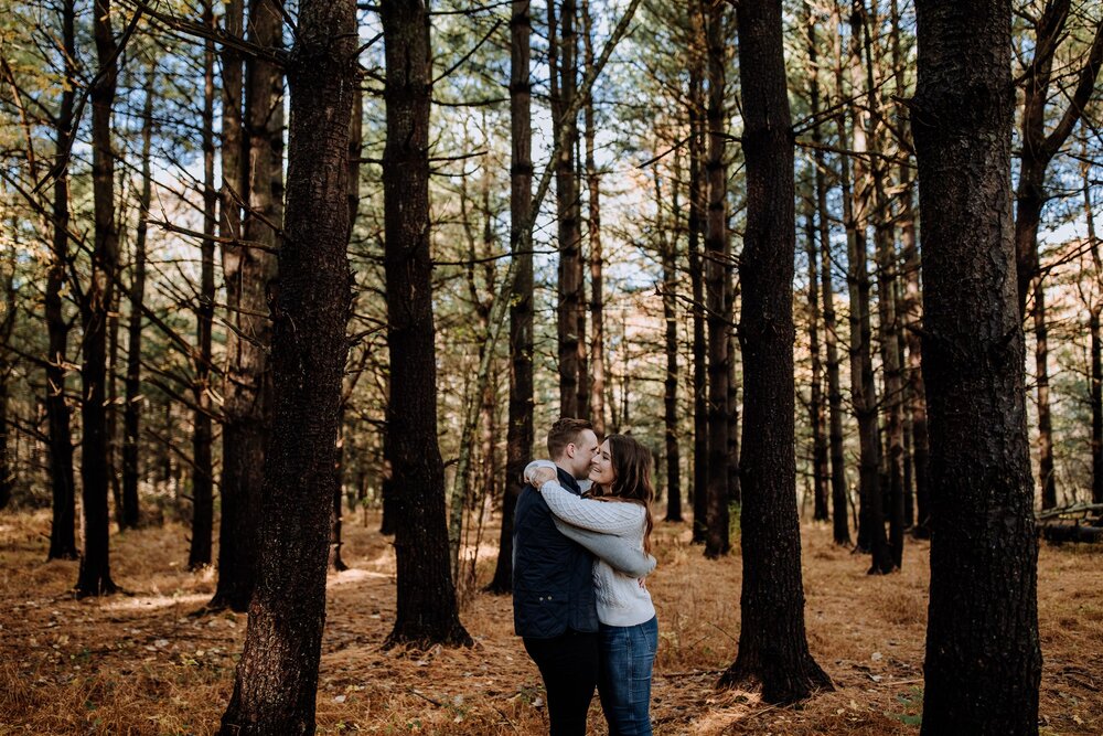 peace-valley-park-engagement-pictures
